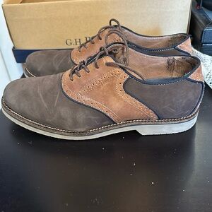 Bass dress shoes size 9